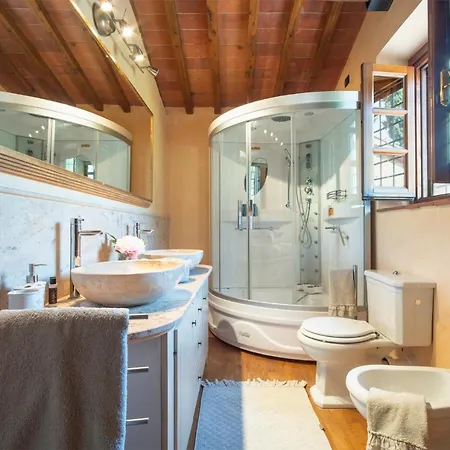 Casa Loretta, Your Luxurious Getaway With Stunning Views Nievole