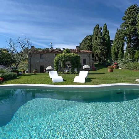 Casa Loretta, Your Luxurious Getaway With Stunning Views Villa