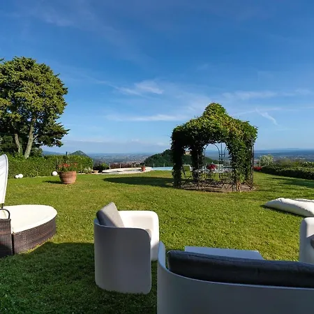 Casa Loretta, Your Luxurious Getaway With Stunning Views *