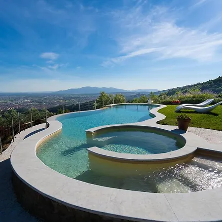 Villa Casa Loretta, Your Luxurious Getaway With Stunning Views *